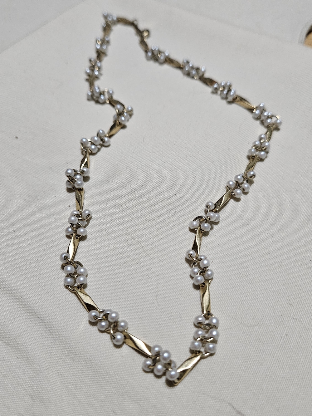 Vintage Faux Pearl & Gold toned Cluster Necklace